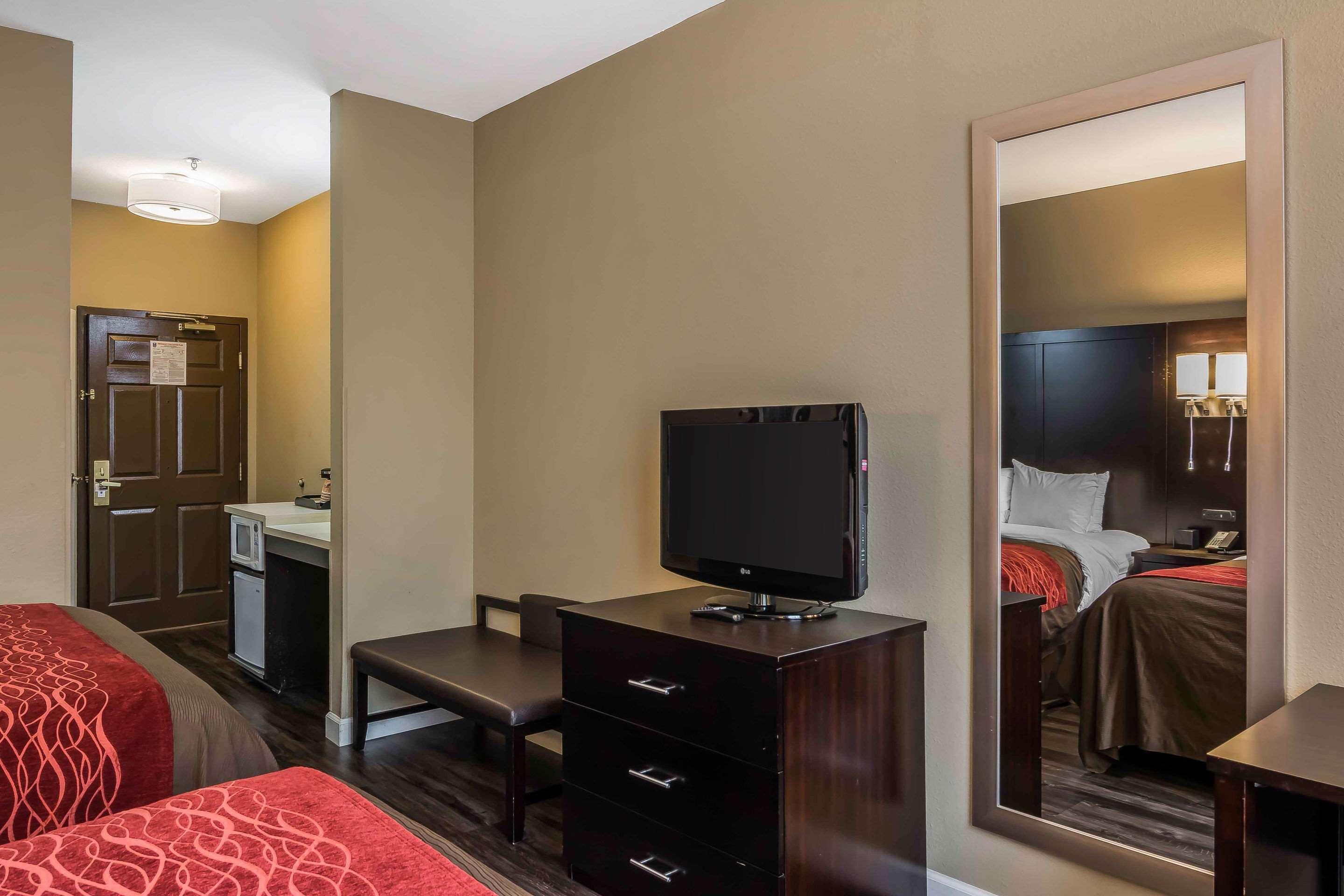 Comfort Inn & Suites Near Six Flags Lithia Springs Dış mekan fotoğraf