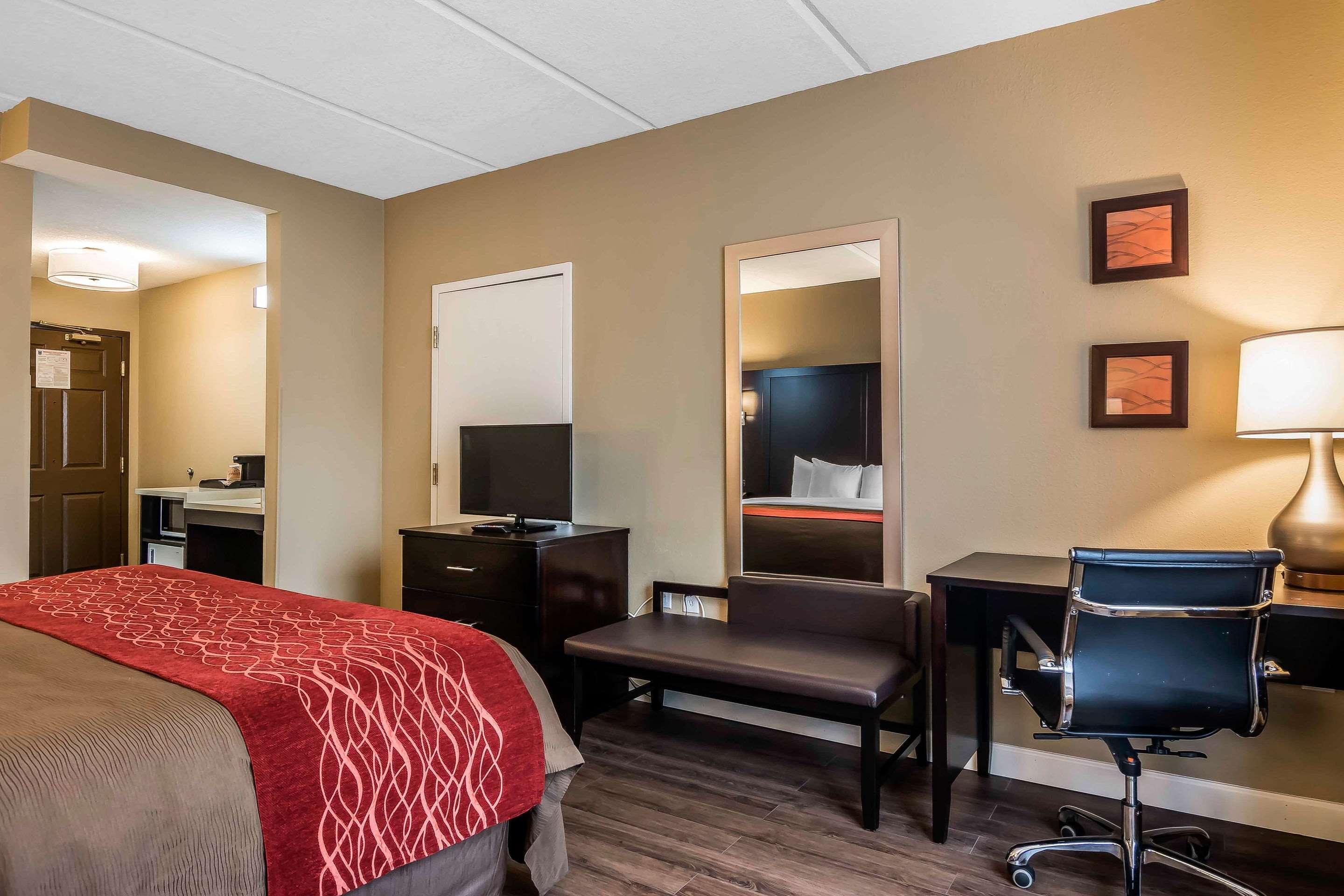 Comfort Inn & Suites Near Six Flags Lithia Springs Dış mekan fotoğraf