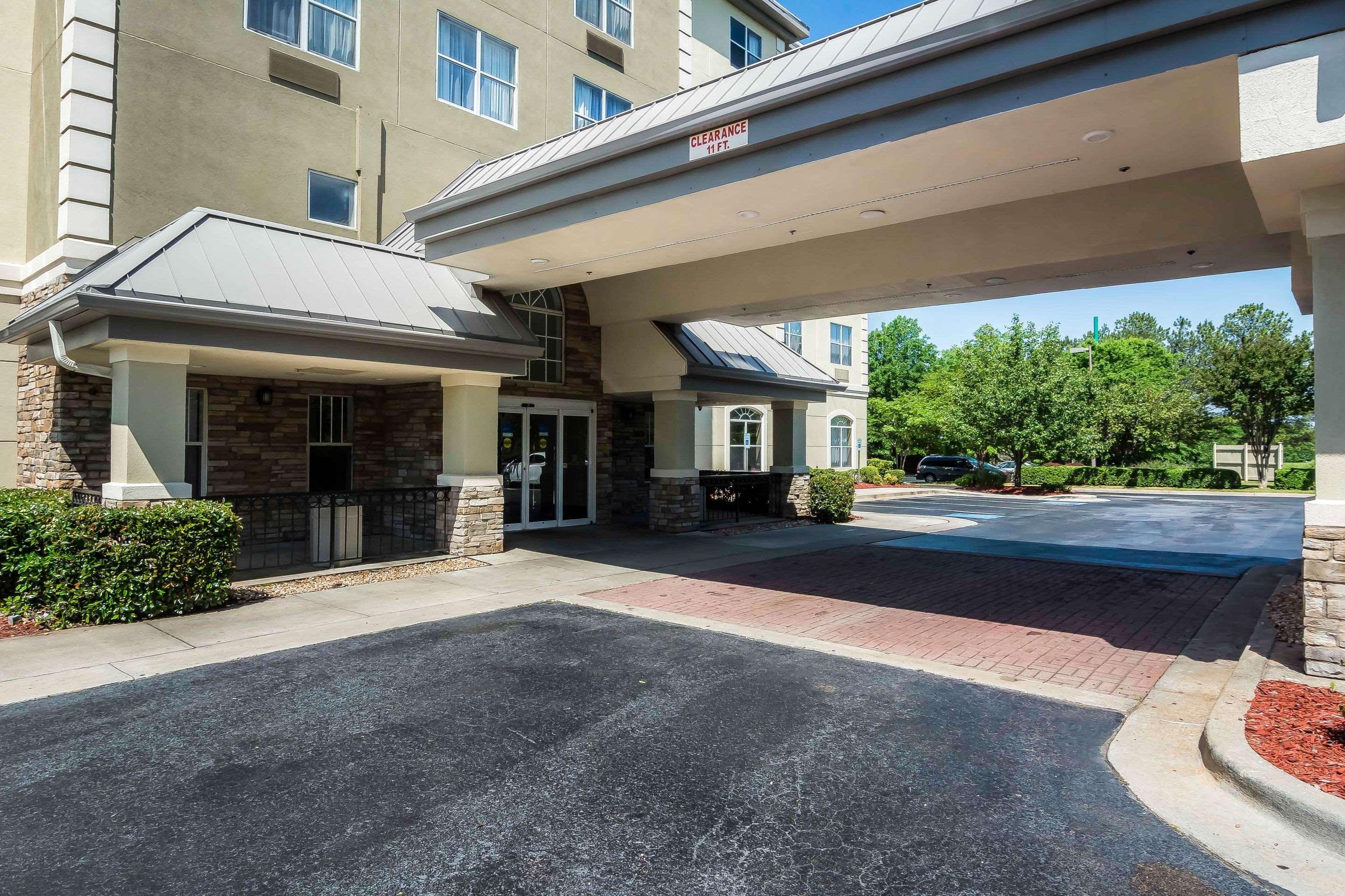 Comfort Inn & Suites Near Six Flags Lithia Springs Dış mekan fotoğraf