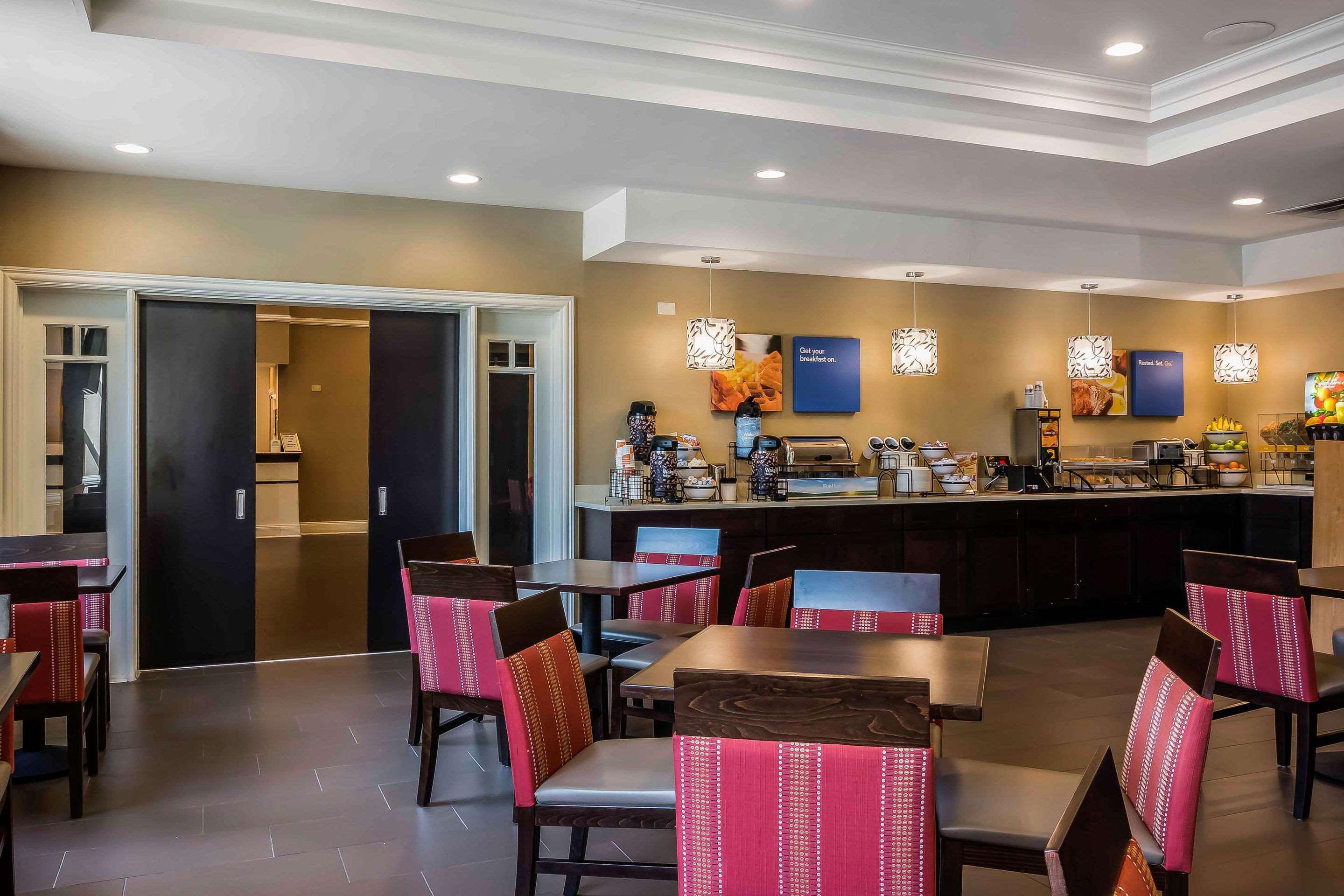 Comfort Inn & Suites Near Six Flags Lithia Springs Dış mekan fotoğraf