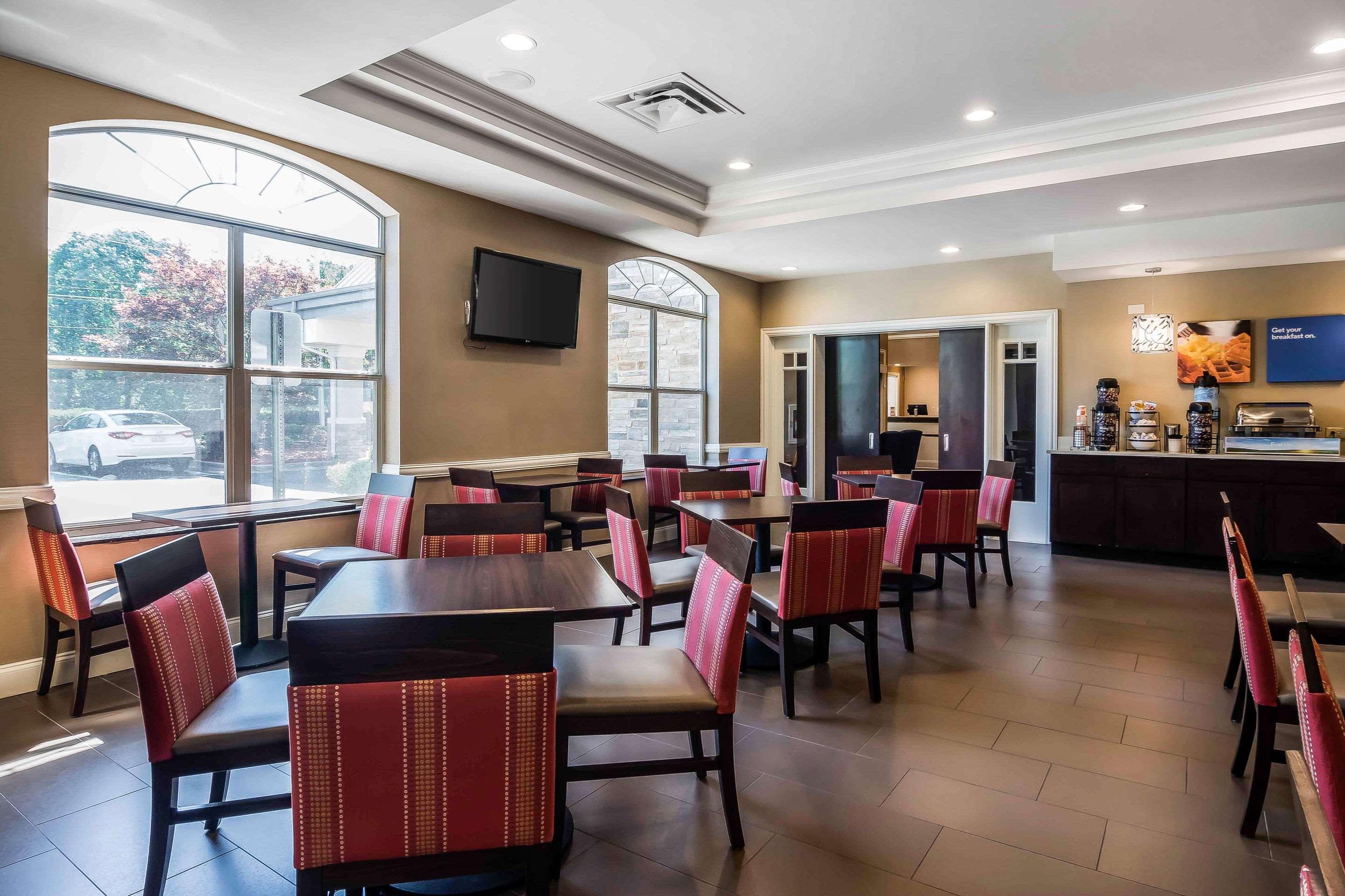 Comfort Inn & Suites Near Six Flags Lithia Springs Dış mekan fotoğraf
