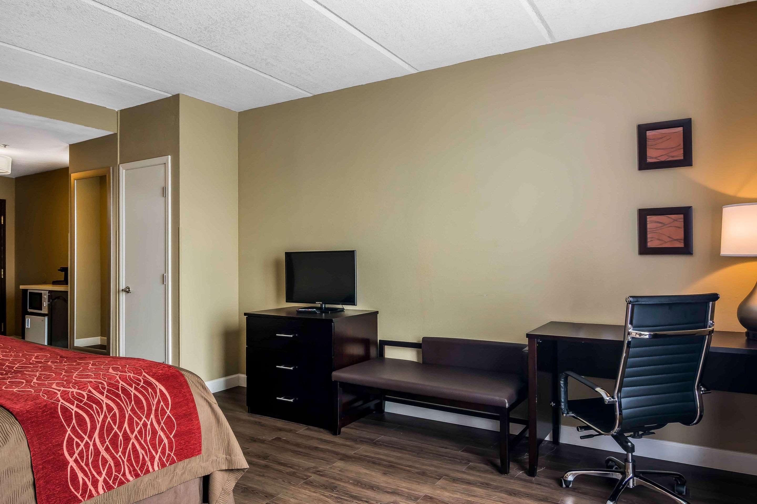 Comfort Inn & Suites Near Six Flags Lithia Springs Dış mekan fotoğraf