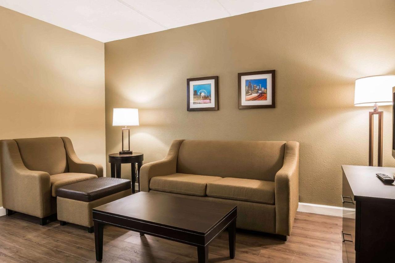 Comfort Inn & Suites Near Six Flags Lithia Springs Dış mekan fotoğraf
